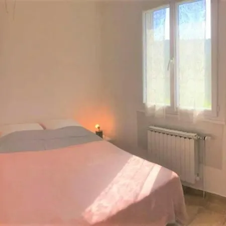 Maison Avec Piscine A Feriehus Cornillon
